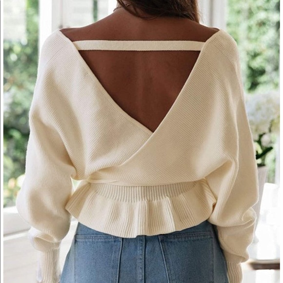 LAST ONE Off-Shoulder Belted Peplum V-Neck Sweater - Picture 3 of 6